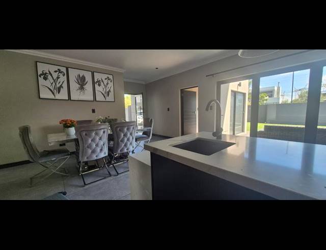 4 BEDROOM PROPERTY TO RENT IN MIDSTREAM RIDGE